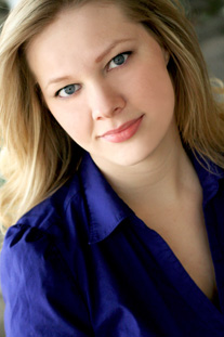 Bethany Salminen Headshot