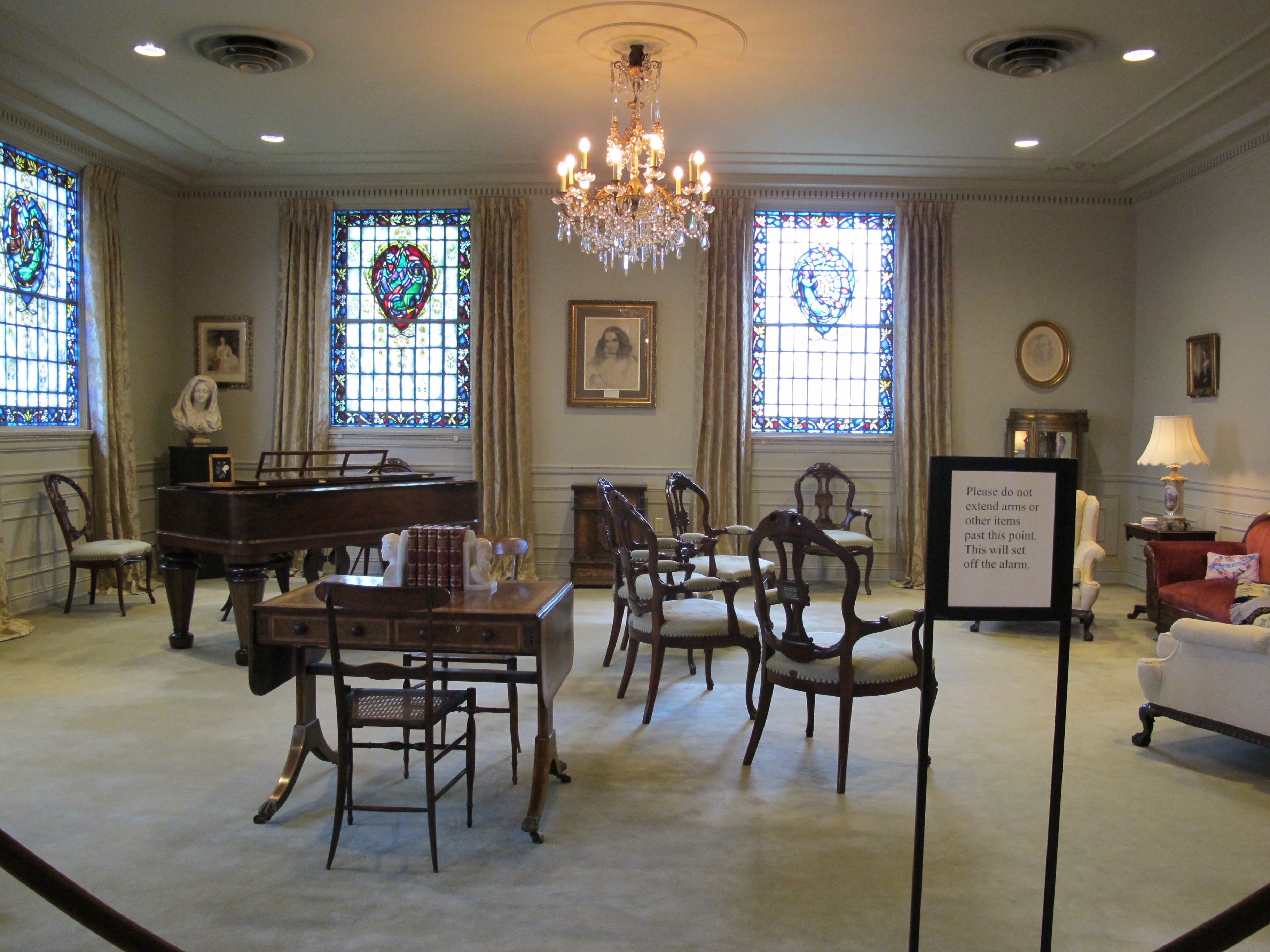 EBB Salon