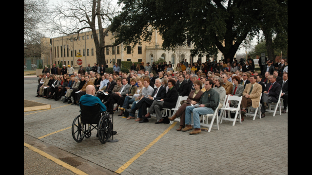 News Photo 2538