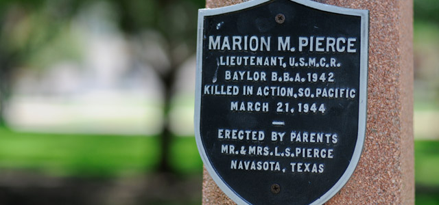 Memorial Lampposts