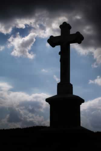 Cross in Storm (w x h, 0 KB)