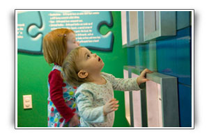 children in the invertebrate room