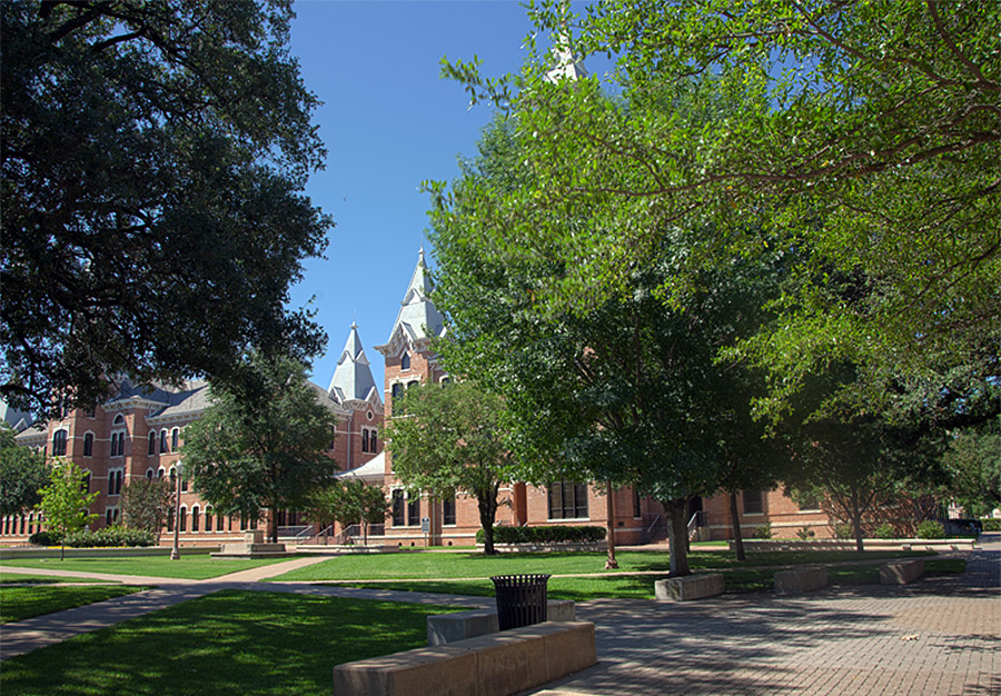 Old Main - 1915 - Now