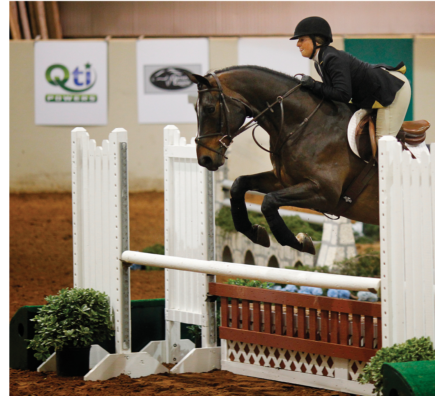 6 things you should know about Baylor Equestrian | Baylor Magazine, Summer 2012 ...1398 x 1272
