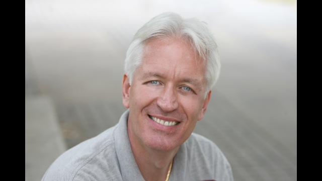 Full-Size Image: Jim Roberts