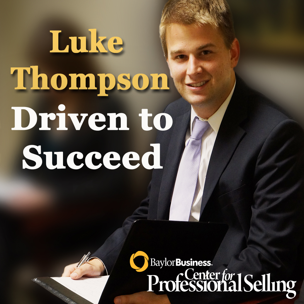 Headshot of Luke Thompson