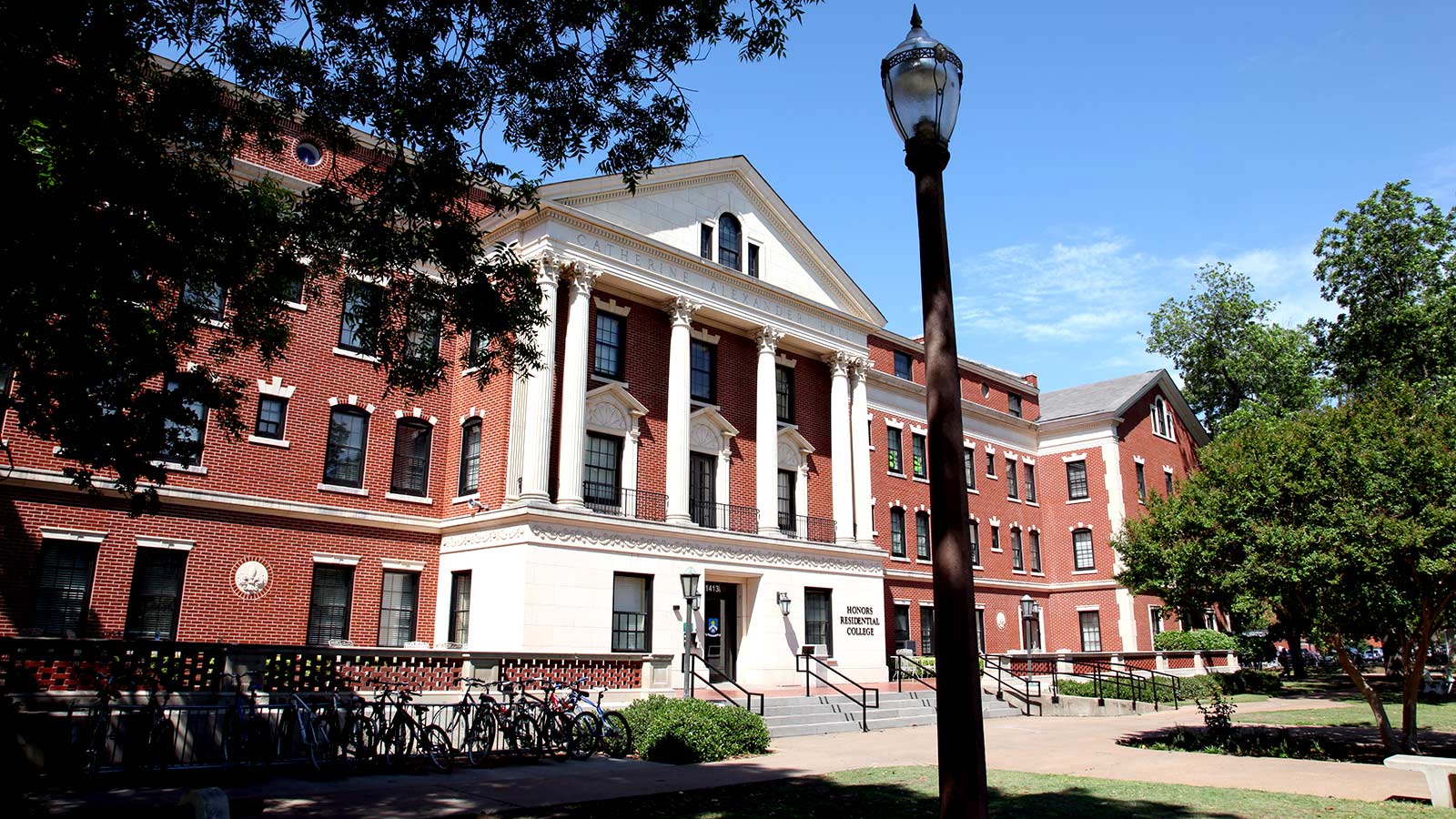 The Vibrant Baylor Campus About Baylor Baylor University