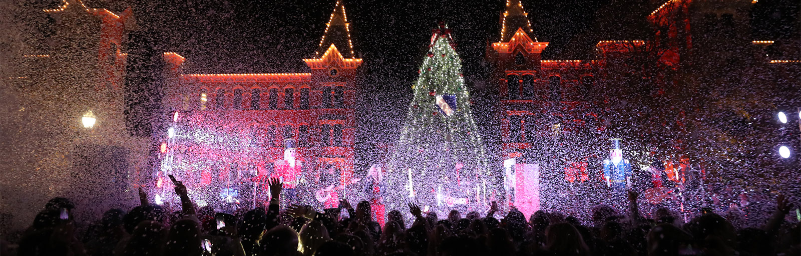 Christmas On 5th Baylor 2021
