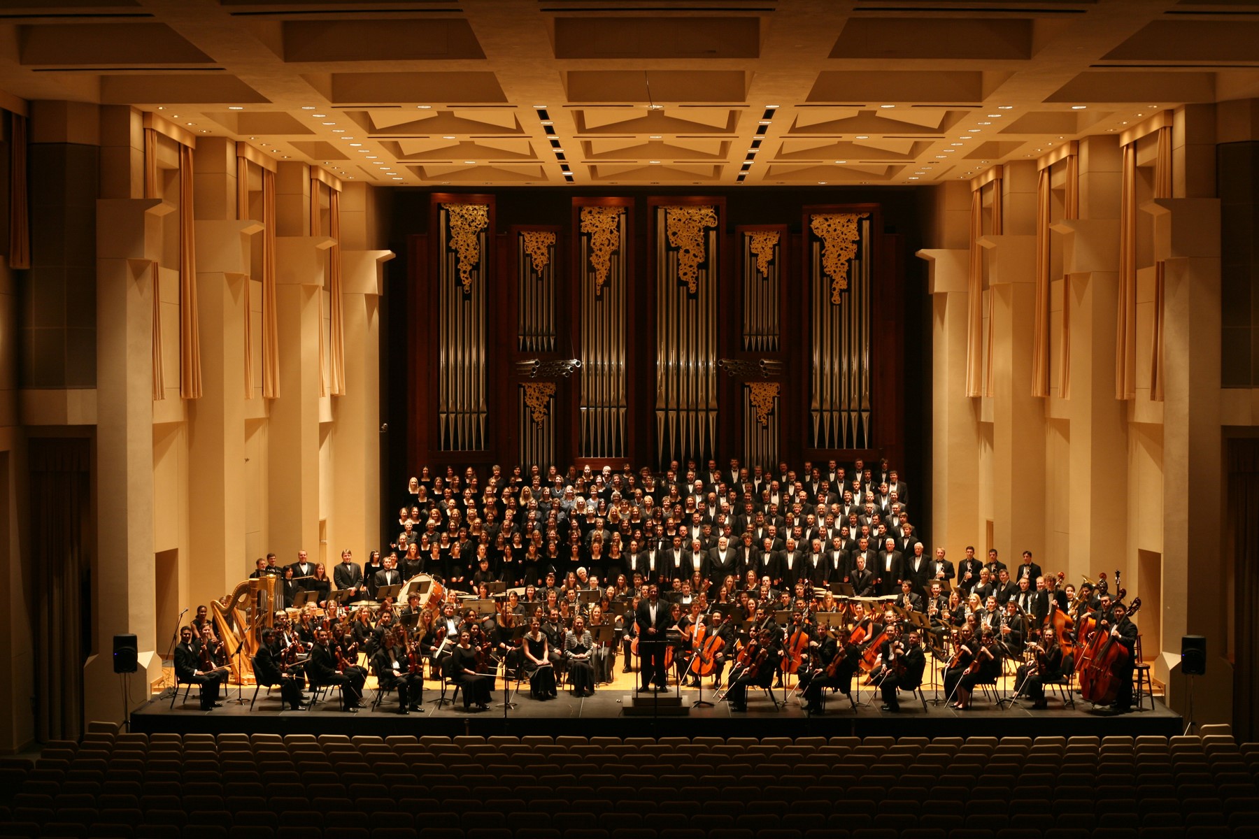 This Week at Baylor Feb. 39, 2019 Media and Public Relations