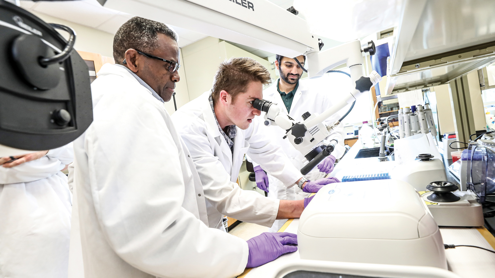 Dr. Simmons with Students
