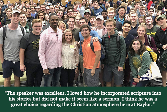 A crowd of hundreds of students smiling at the camera with a quotation that says, 'The speaker was excellent. I loved how he incorporated scripture into his stories but did not make it seem like a sermon. I think he was a great choice regarding the Christian atmosphere here at Baylor.'