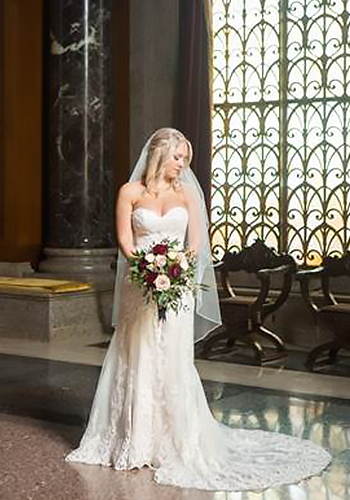 photo of a bride in Armstrong Browning Library