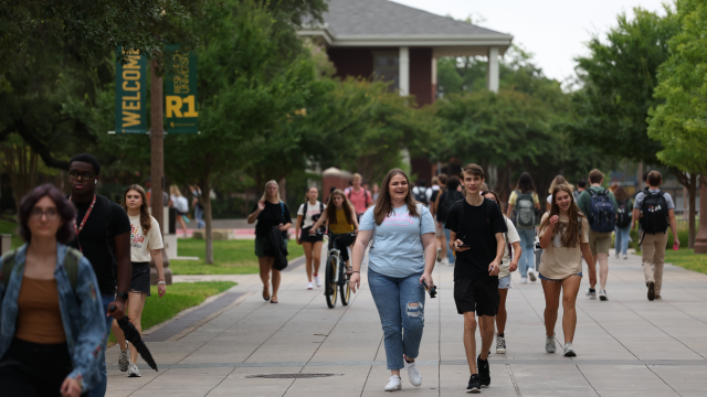 Students First Day of Fall 2022 Classes