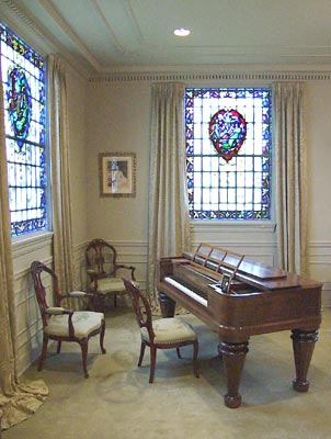 Furnishings-Salon Piano